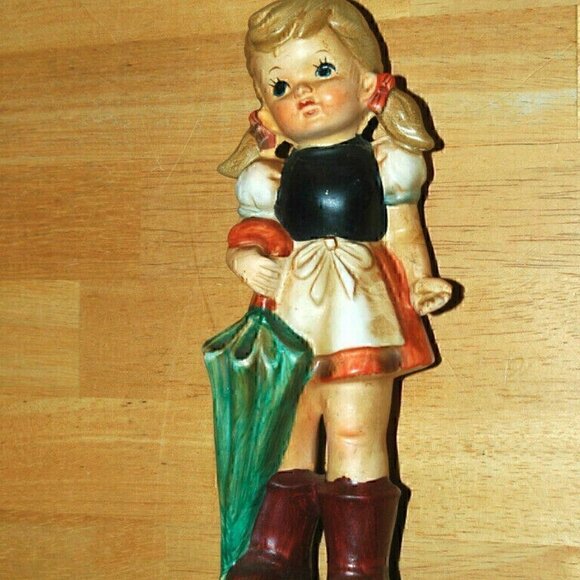 NORLEANS Girl Vintage Figurine Made in Japan - Picture 1 of 9